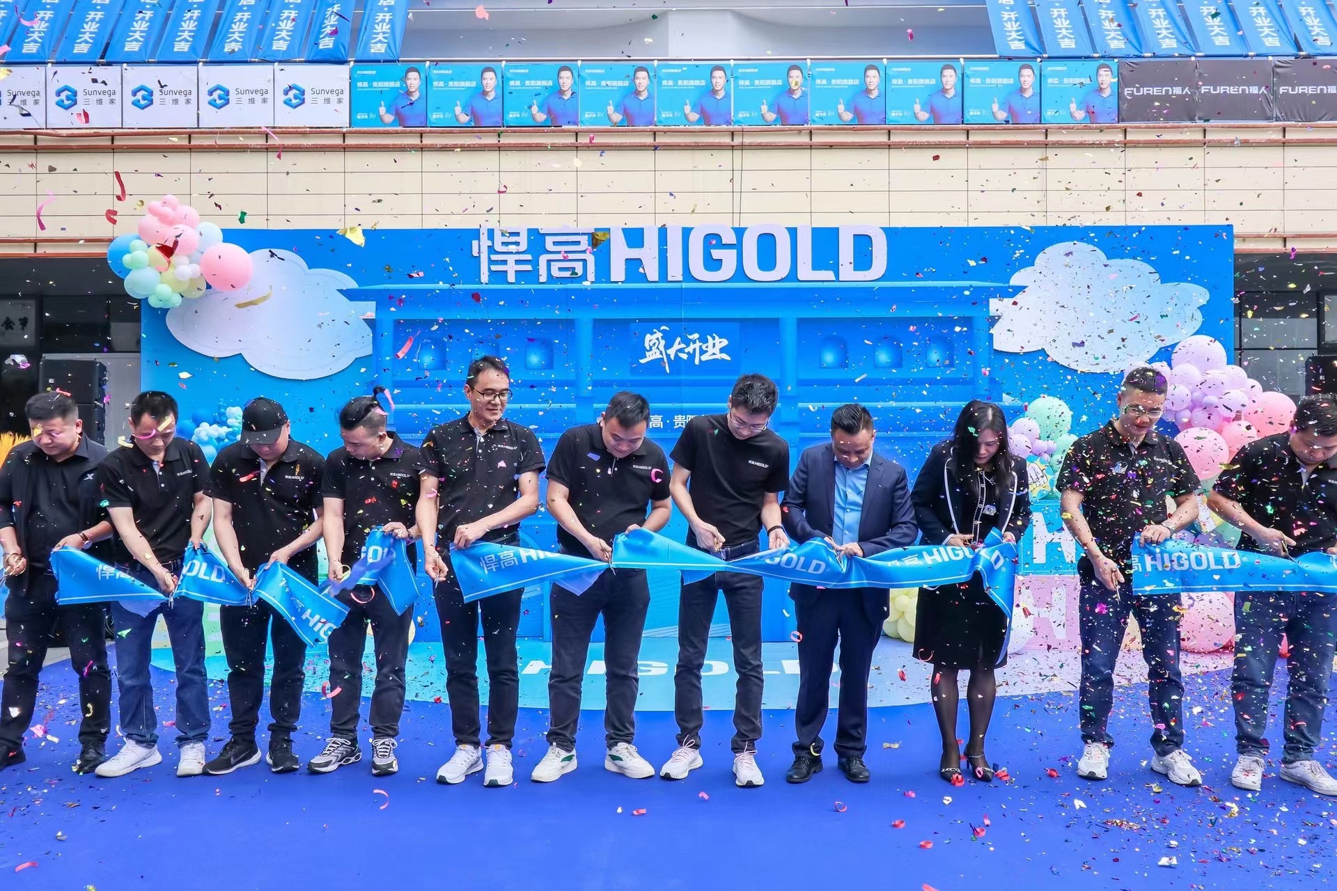 85910368214000715.jpg 85910368214000715.jpg