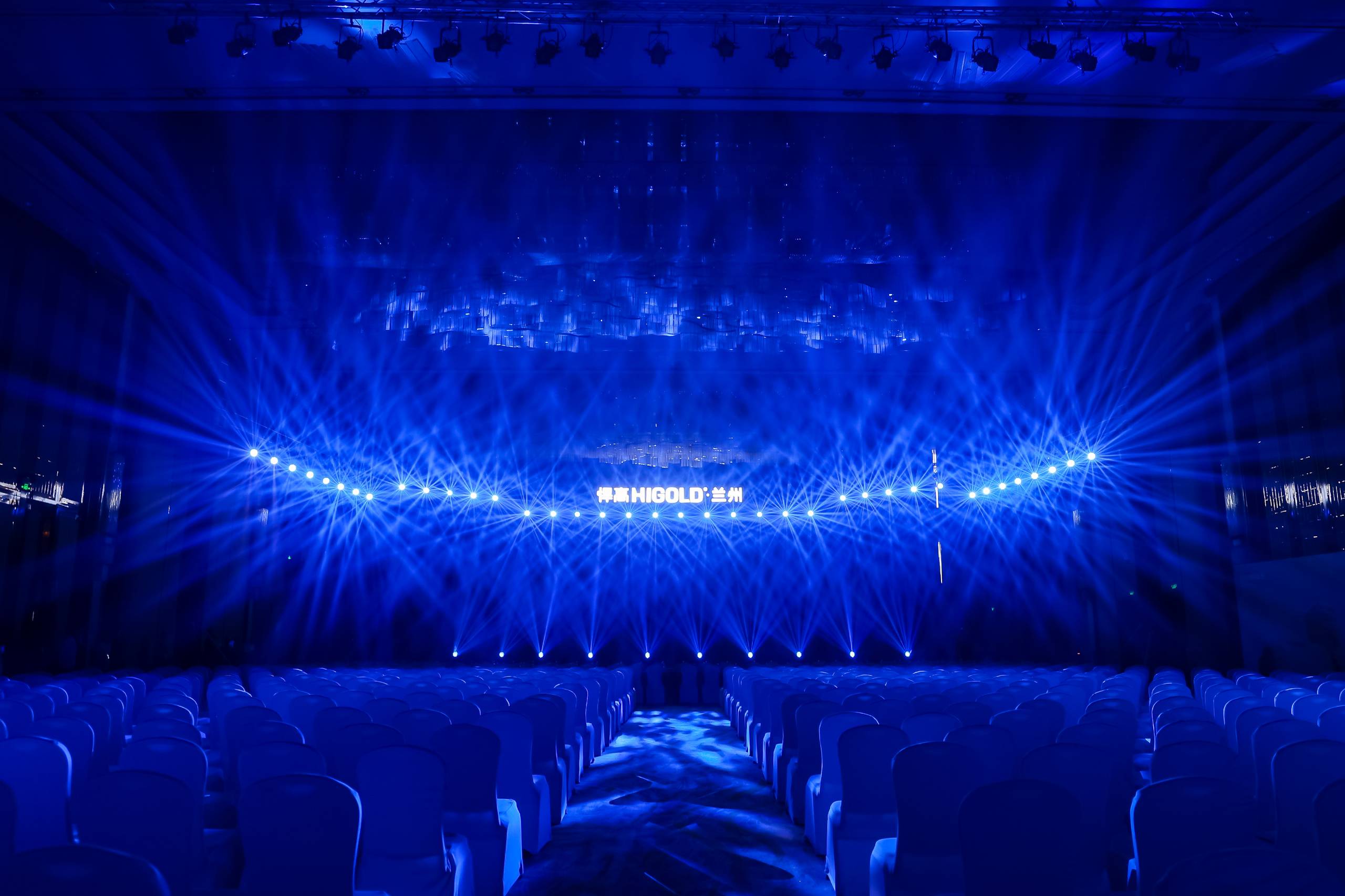 RON_0491.jpg RON_0491.jpg